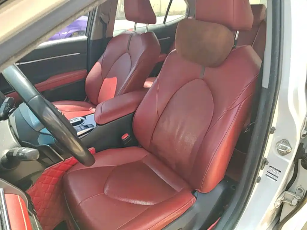 Toyota Camry — миниатюра 15