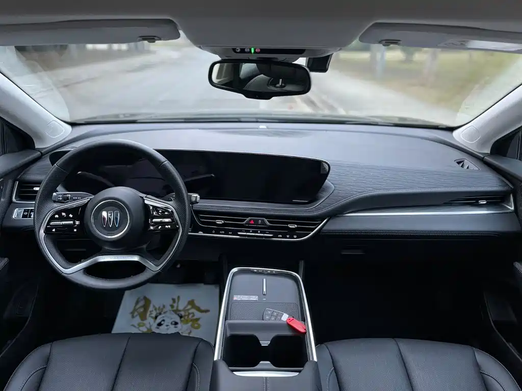 Buick LaCrosse — миниатюра 18