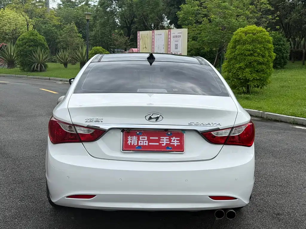 Hyundai Sonata — миниатюра 6