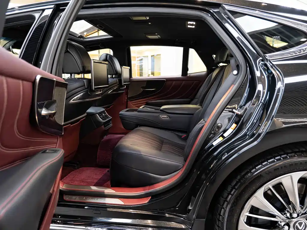 Lexus LS 2018 500h Executive V