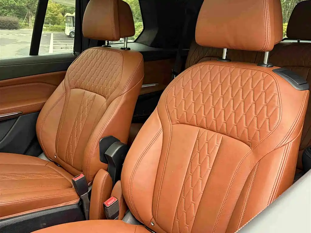 BMW X7 — миниатюра 15