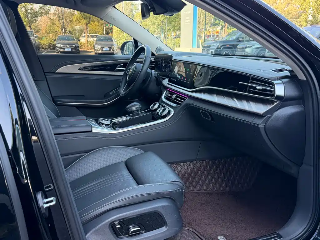 Hongqi H9 2020 2.0T