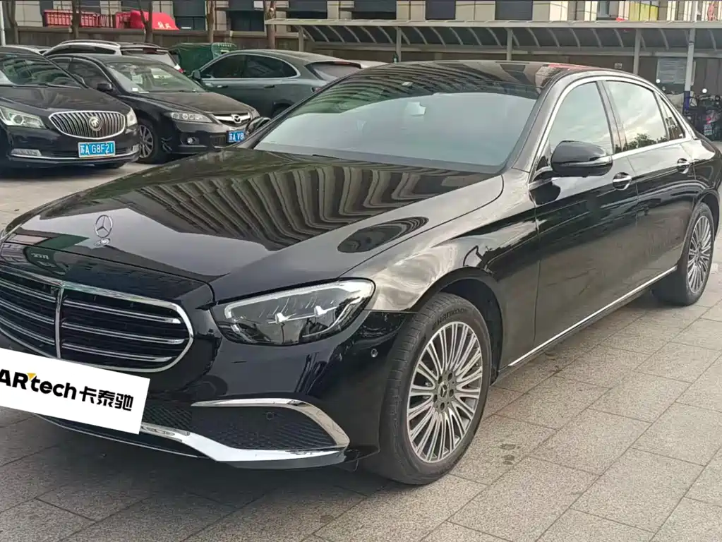 Mercedes-Benz E-Class 2022
