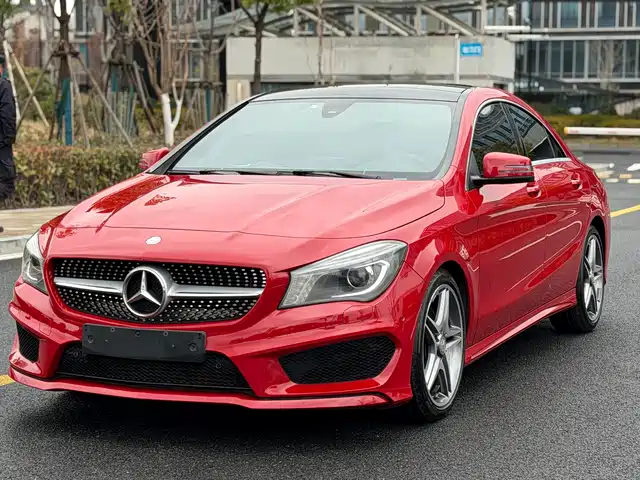 MERCEDES-BENZ CLA
