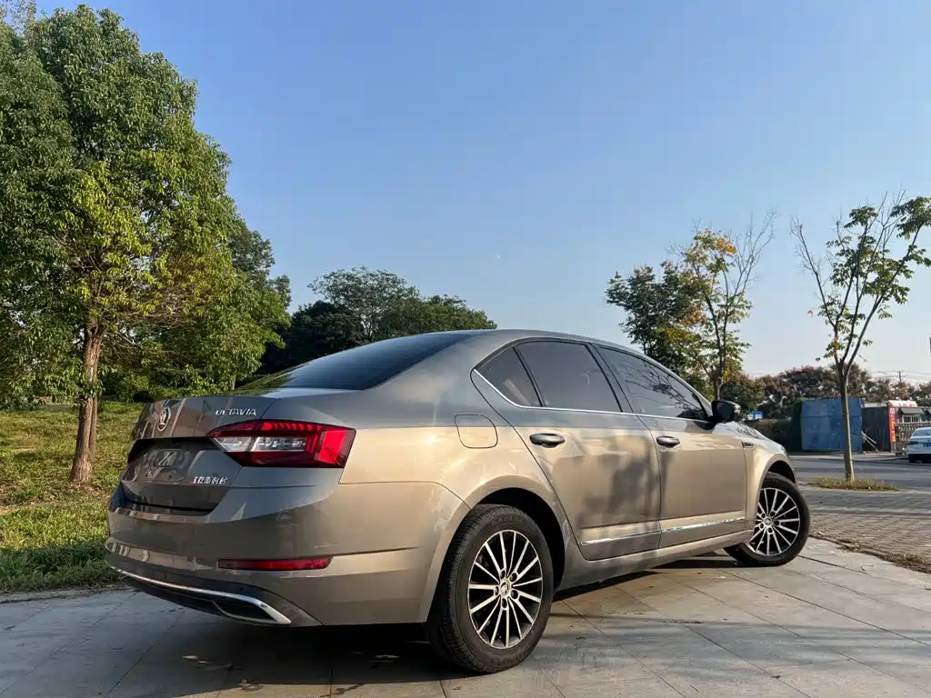 Skoda Octavia — миниатюра 2