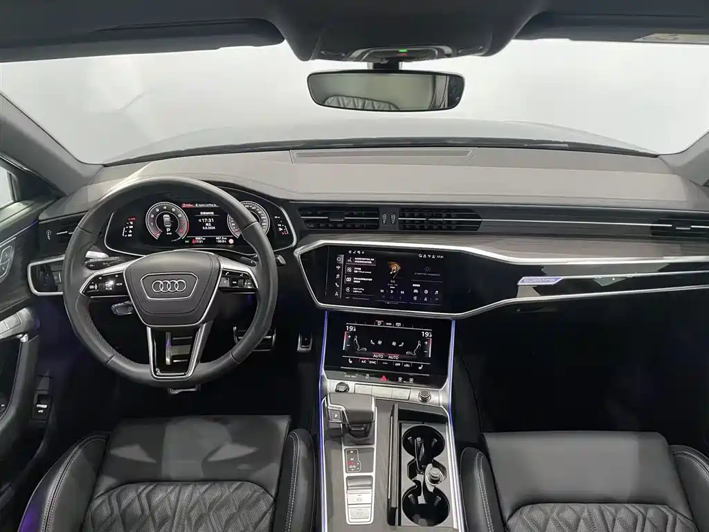 Audi A6L id 4515335 из Китая 12