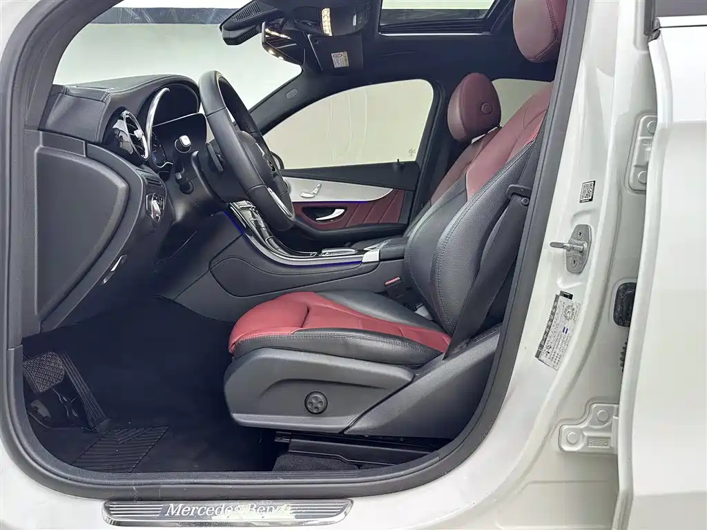 Mercedes-Benz GLC 2020 GLC 260 4MATIC SUV