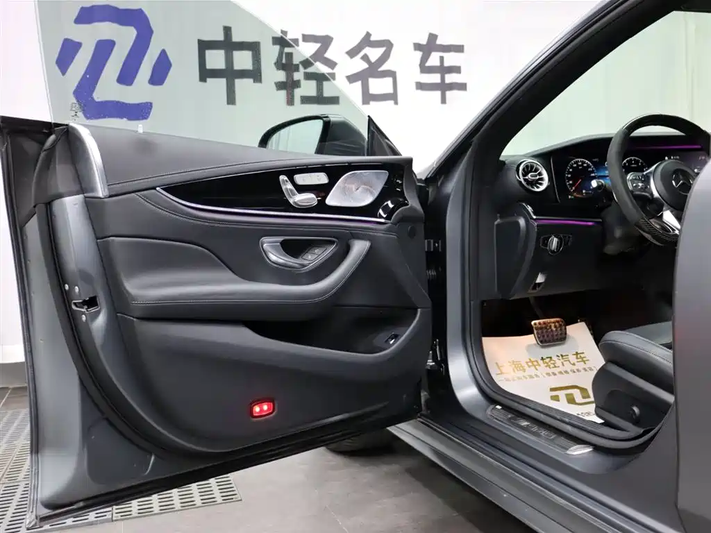 MERCEDES-BENZ AMG GT