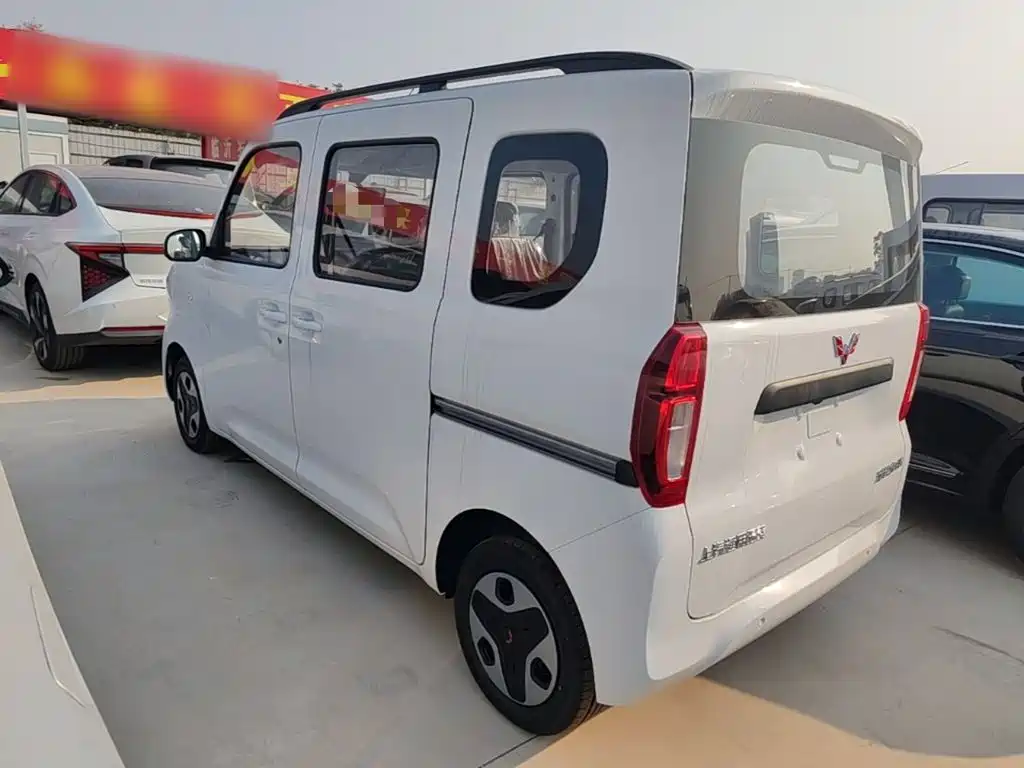 Wuling Zhiguang EV — миниатюра 5