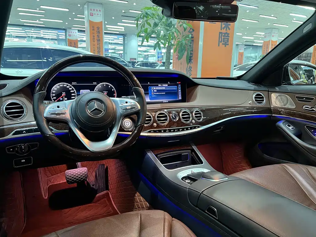 Mercedes-Benz S-Class — миниатюра 11