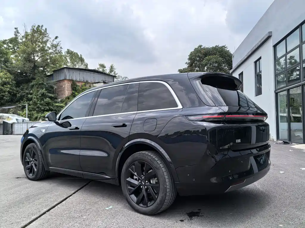 Li Auto Li L8 — миниатюра 11