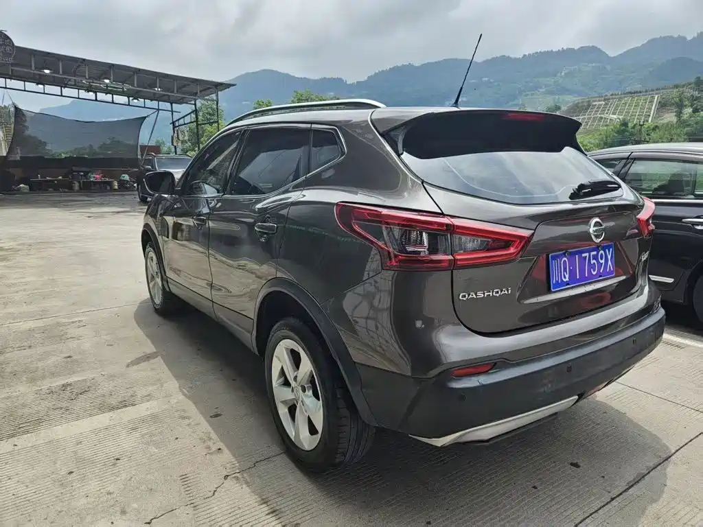 Nissan Qashqai — миниатюра 5