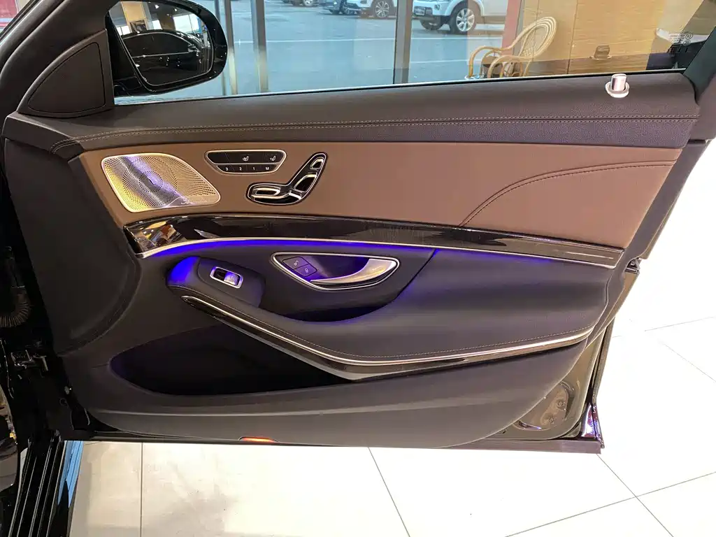 MERCEDES-BENZ S CLASS