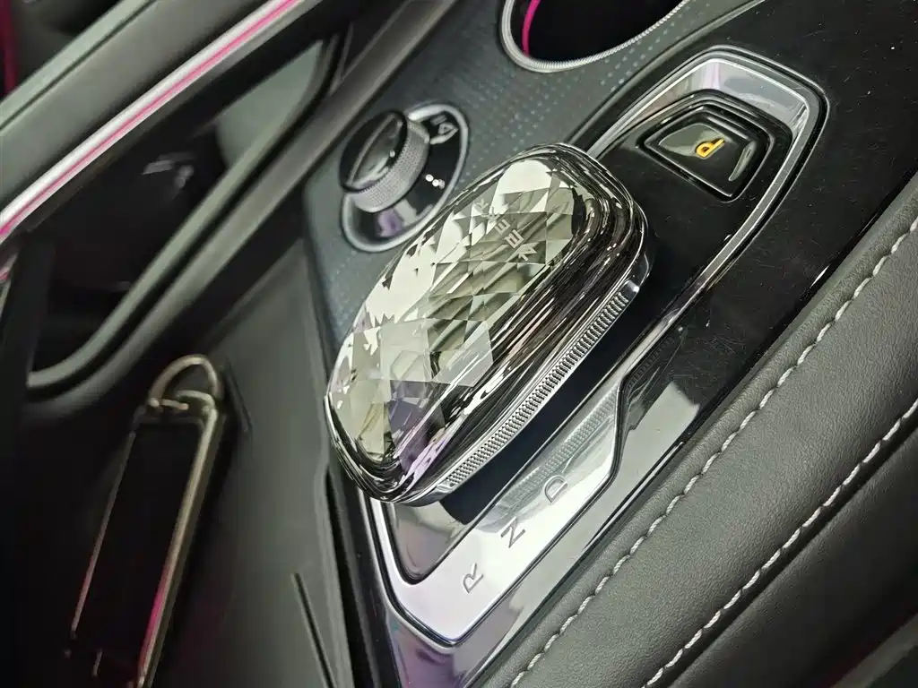 ZEEKR EXTREME KRYPTON 001