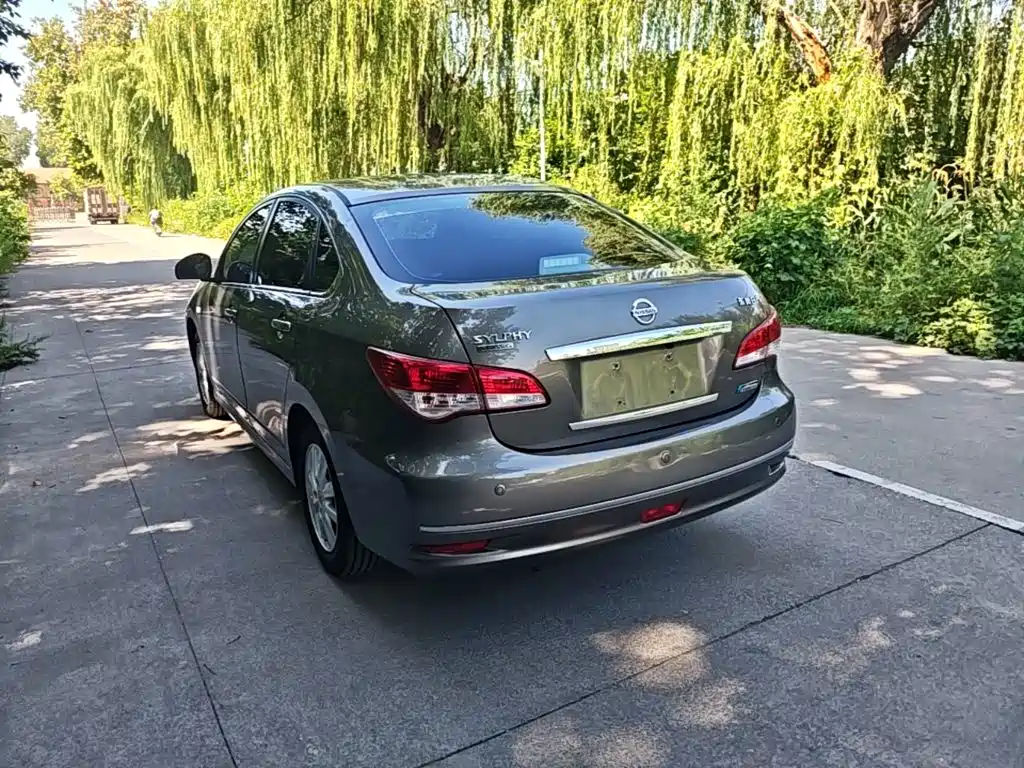 Nissan Sylphy — миниатюра 5