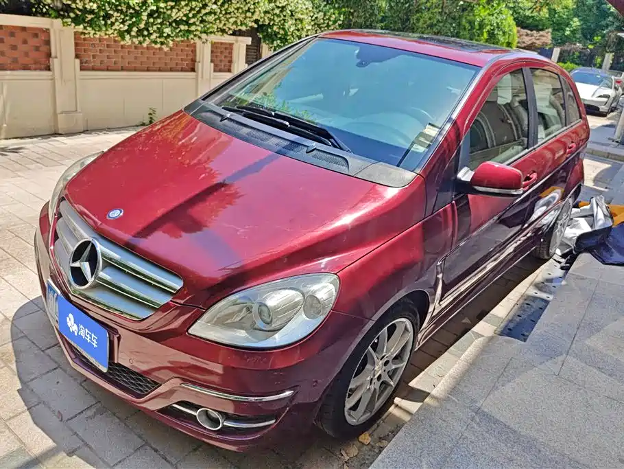 Mercedes-Benz B-Class 2011