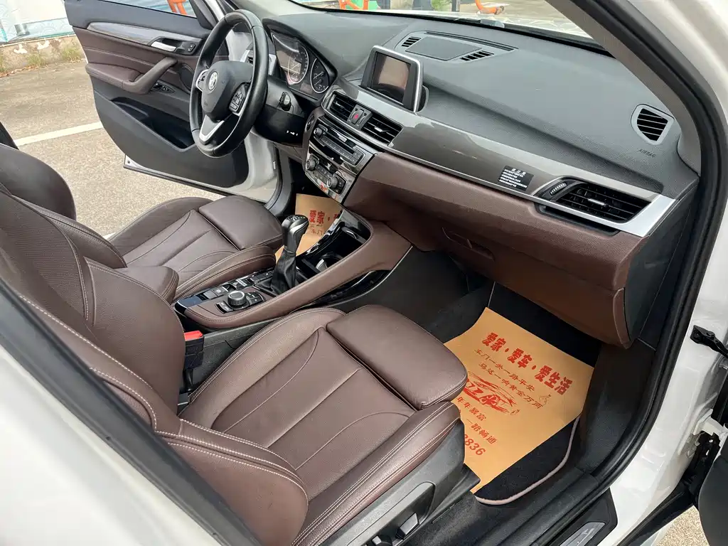 BMW X1 — миниатюра 9