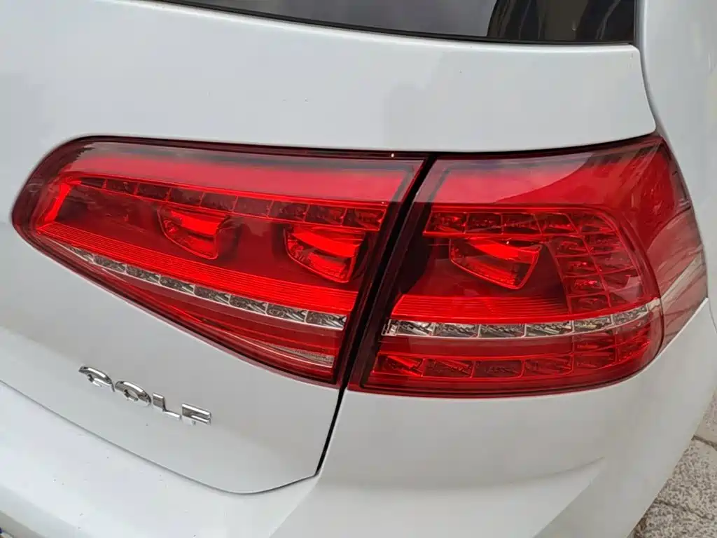 Volkswagen Golf — миниатюра 8