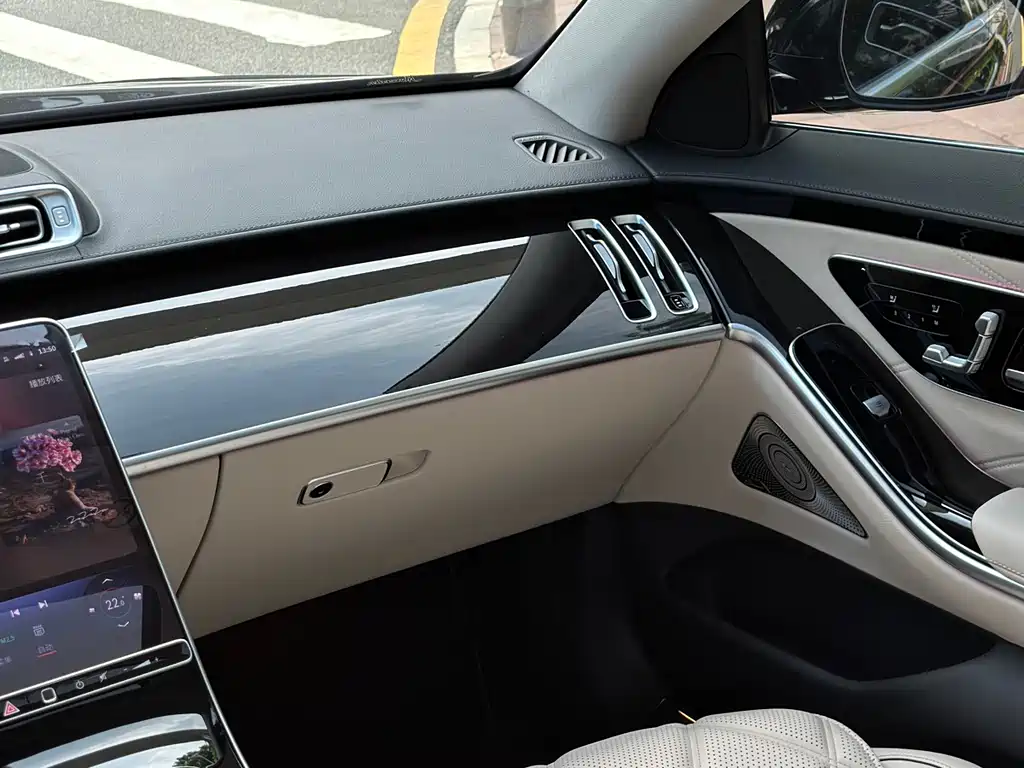 MERCEDES-BENZ MAYBACH S CLASS