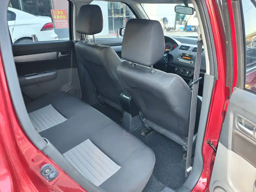 Suzuki Swift — миниатюра 11