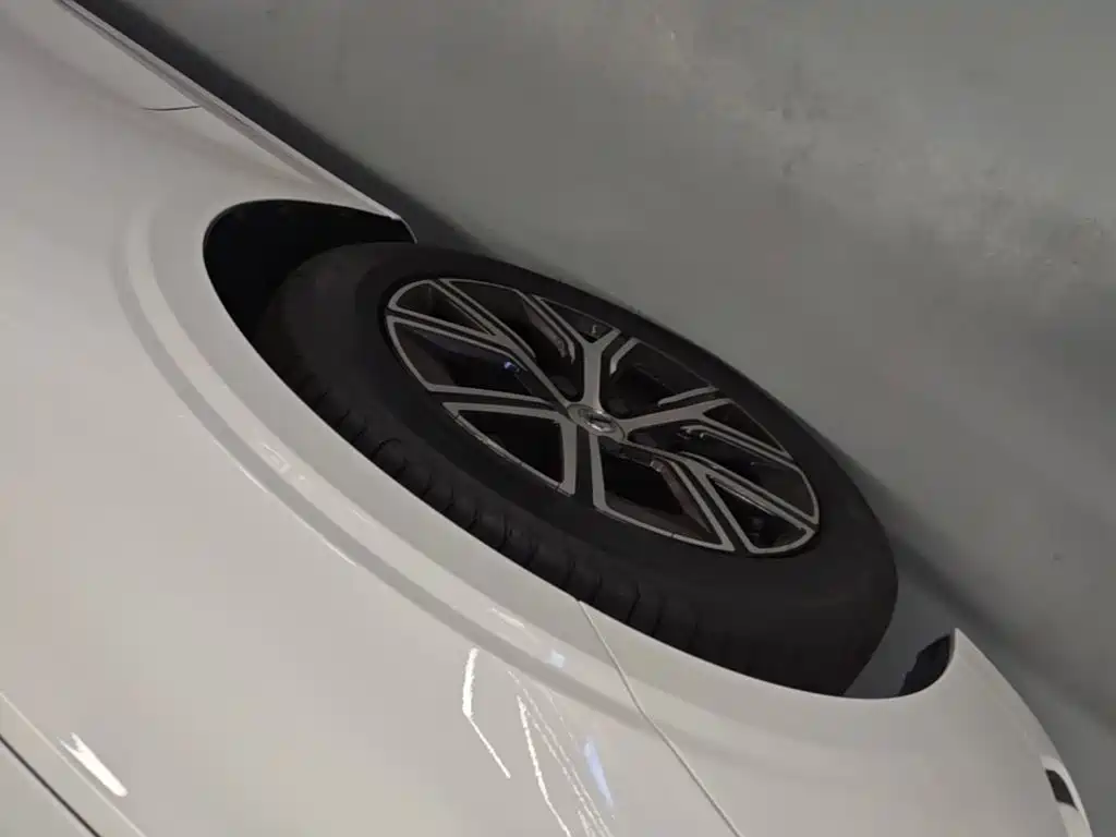 Volvo S60 — миниатюра 23