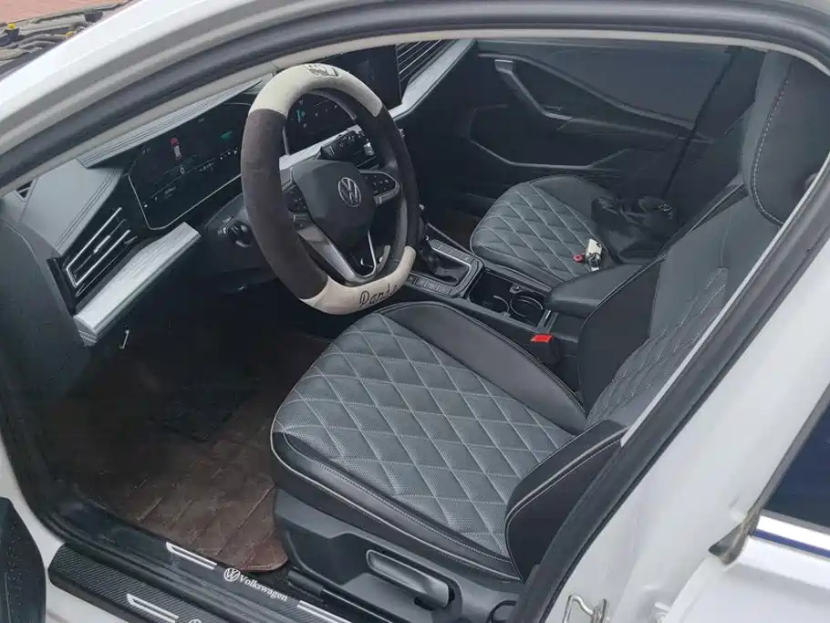 Volkswagen Sagitar — миниатюра 9