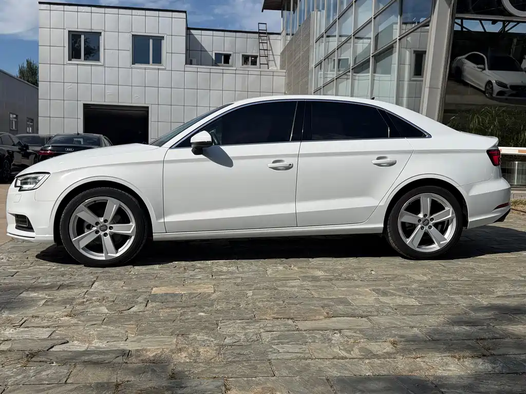 Audi A3 — миниатюра 2