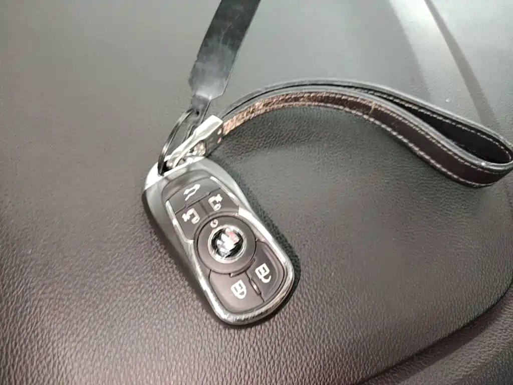 Buick GL8 — миниатюра 9