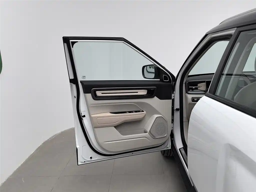 GEELY AUTOMOBILE GEELY ICON