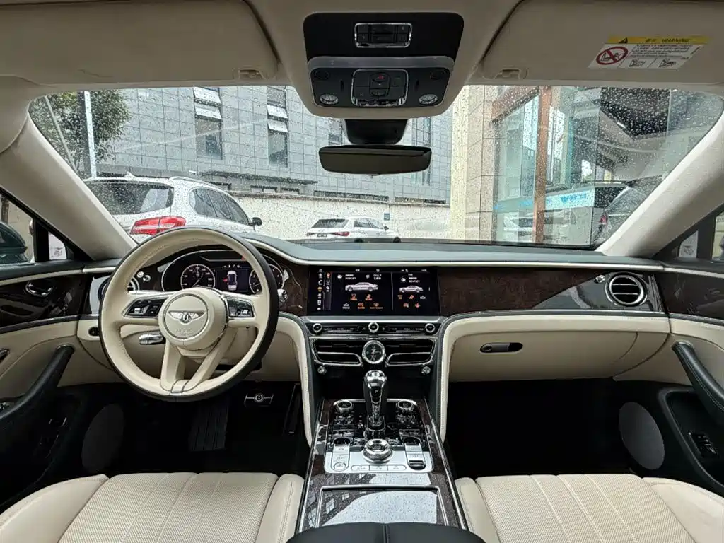 Bentley Flying Spur 2022 4.0T V8 Standard