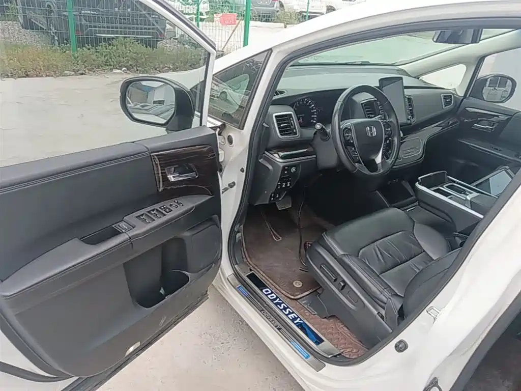Honda Odyssey — фотографии объявления, Фото 16
