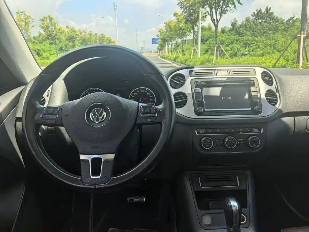 Volkswagen Tiguan — миниатюра 9