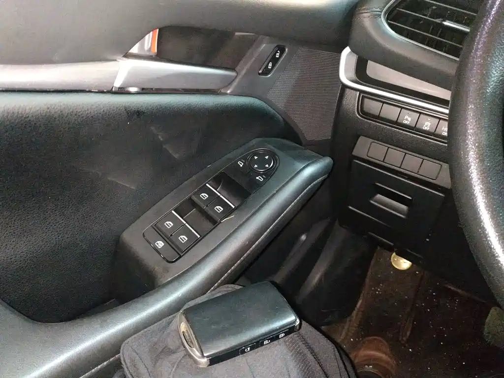 Mazda Mazda3 3 2020 1.5L AT