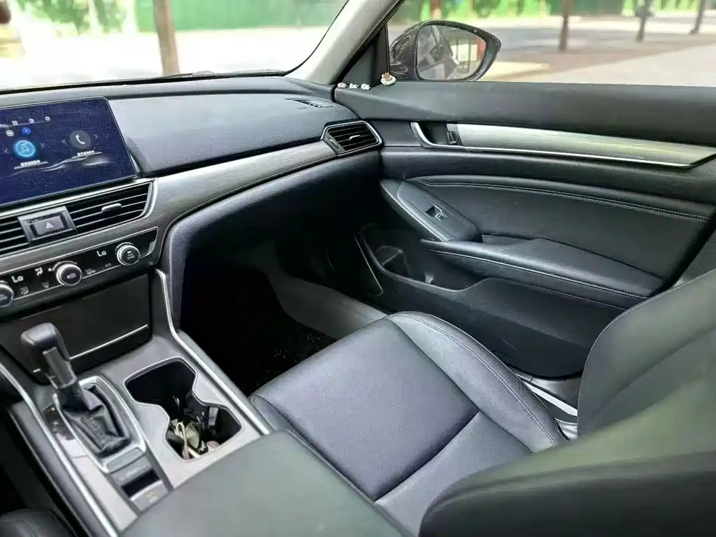 Honda Accord 2022 260TURBO Luxury