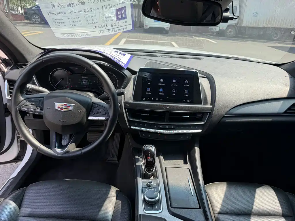 Cadillac CT5 — миниатюра 11