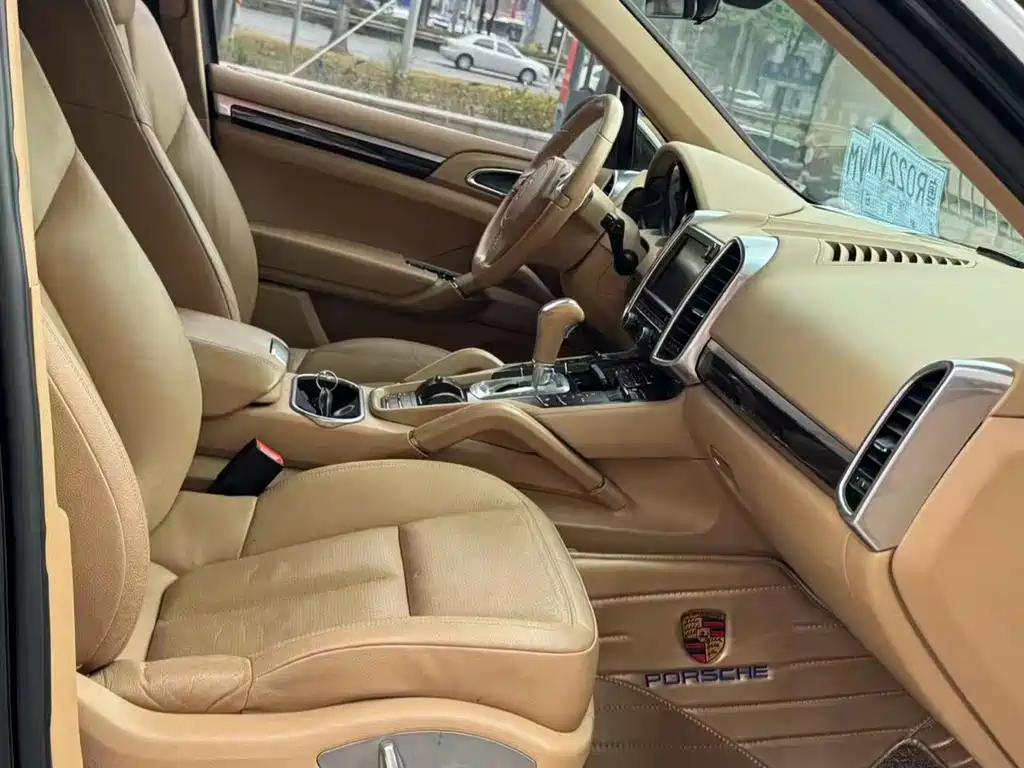 Porsche Cayenne 2012 3.6L