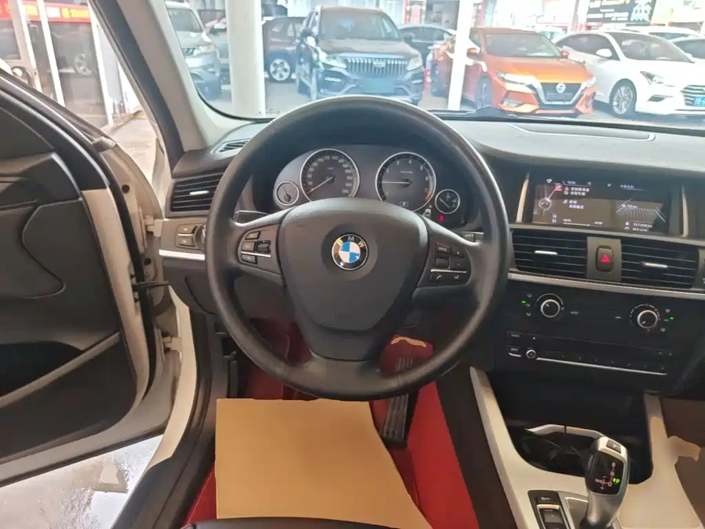 BMW X3 (Import) — миниатюра 11