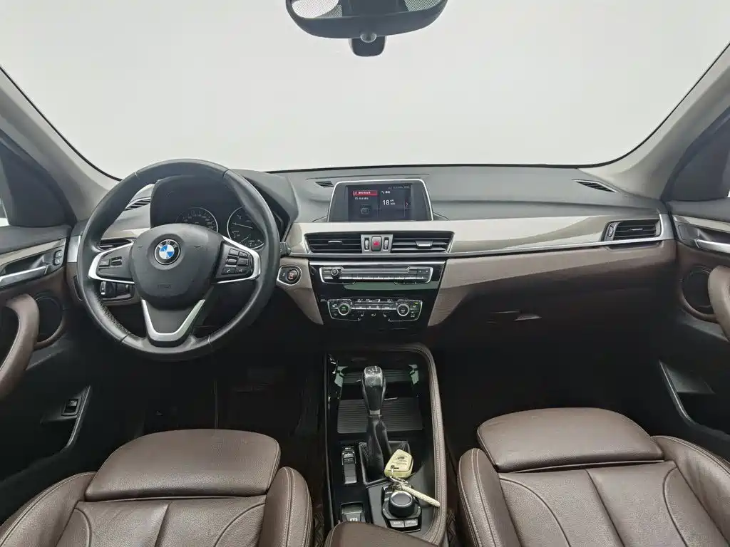 BMW X1 — миниатюра 5