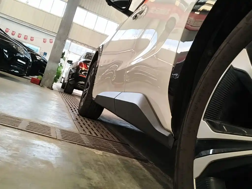 Toyota bZ4X — миниатюра 22