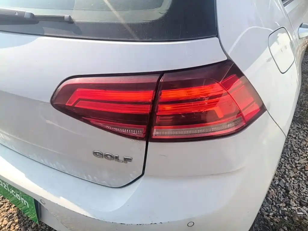 Volkswagen Golf — миниатюра 8