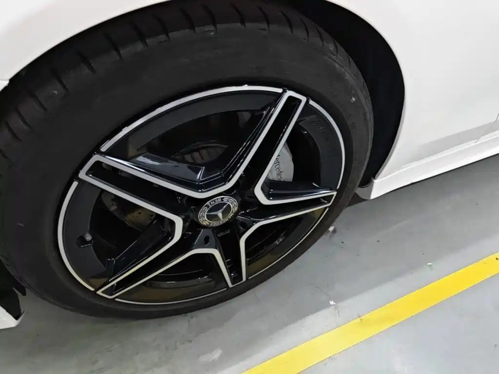 Mercedes-Benz C-Class (Import) — миниатюра 23