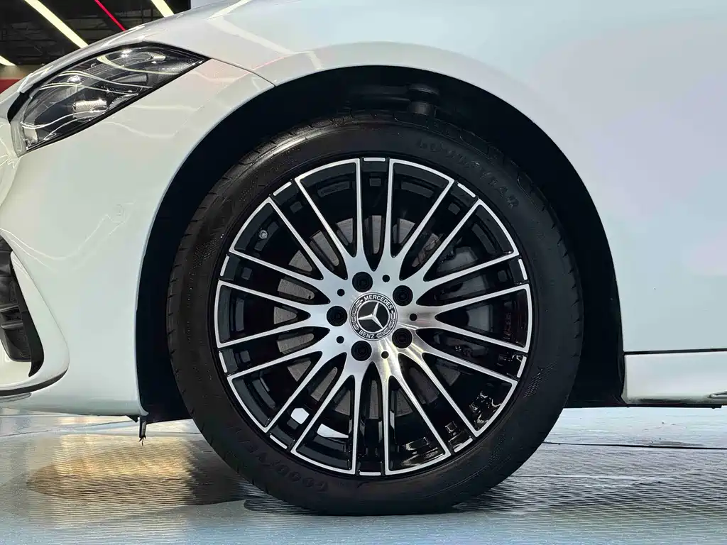 Mercedes-Benz C-Class — миниатюра 15