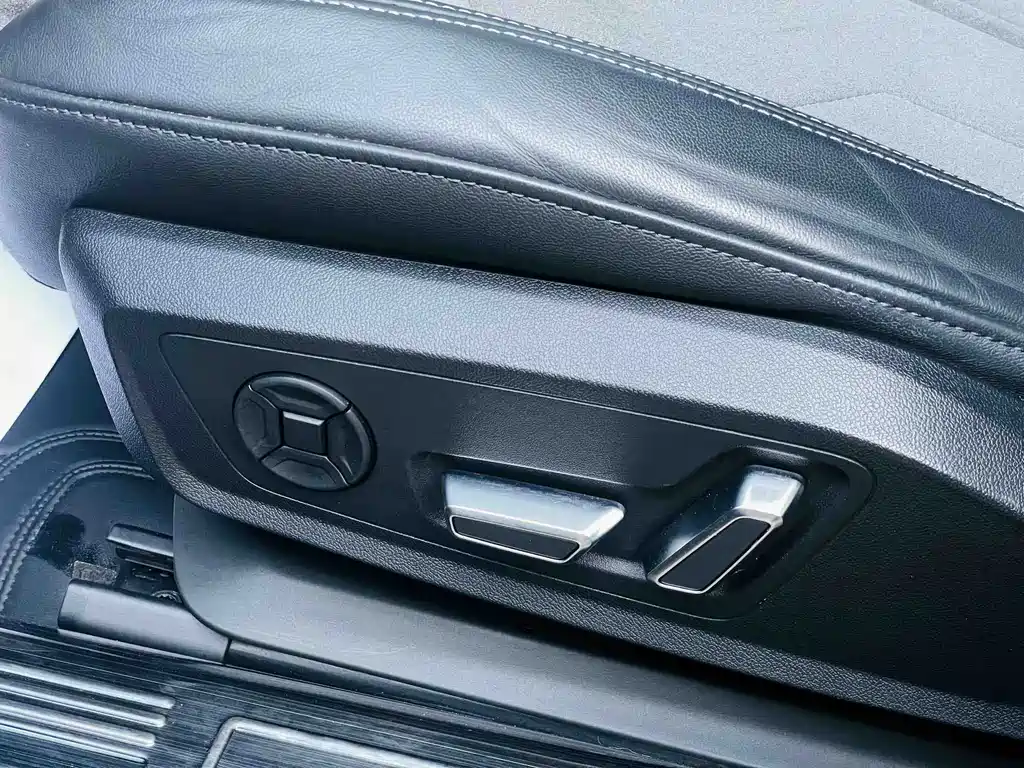Audi A6L — миниатюра 17