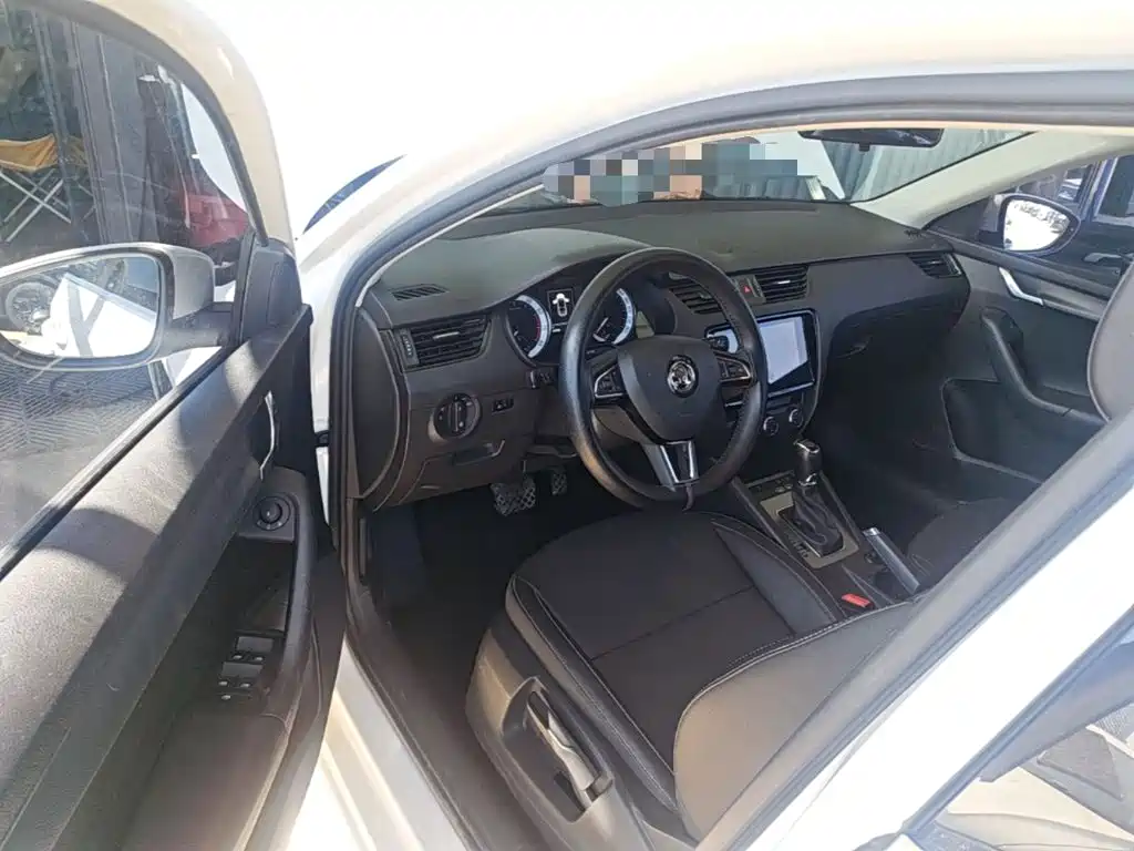 Skoda Octavia — миниатюра 16