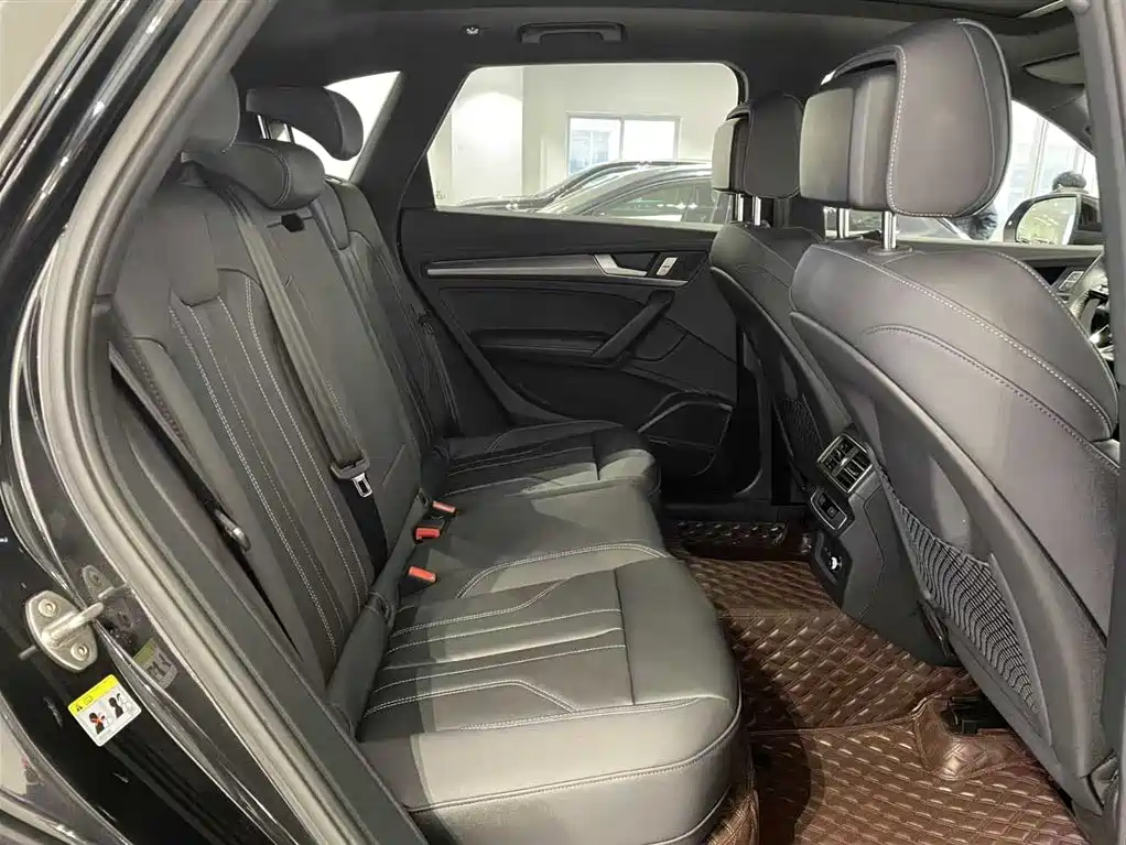 Audi Q5L — миниатюра 8