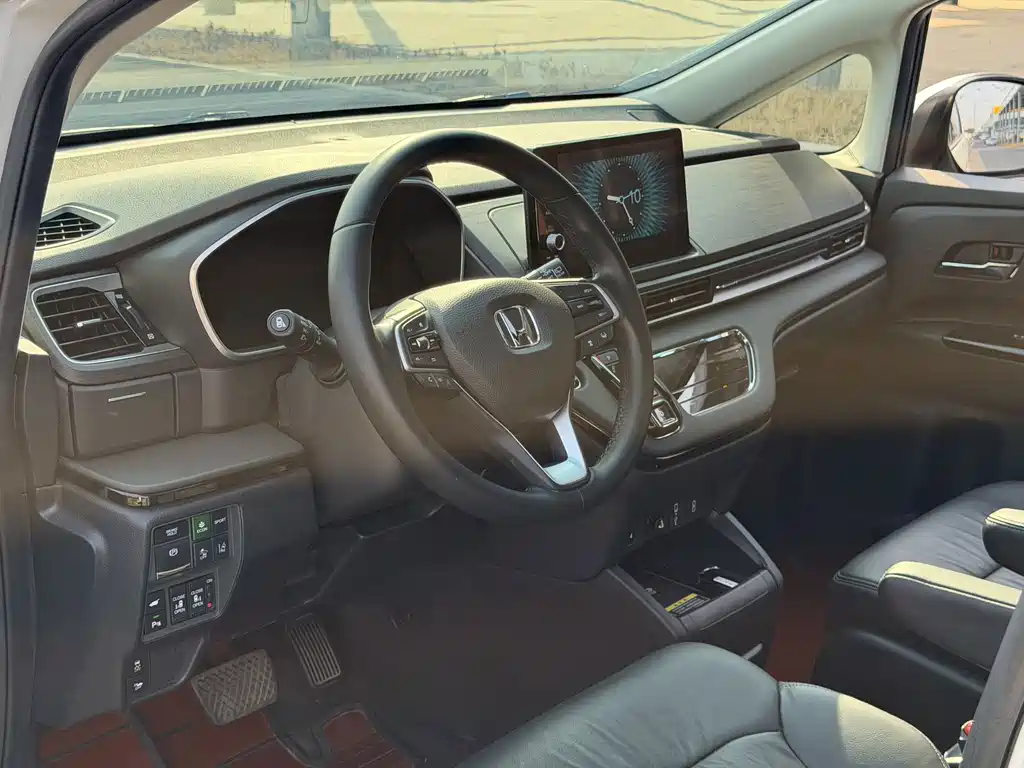 Honda Elysion — миниатюра 4