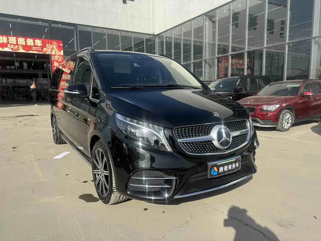 MERCEDES-BENZ V CLASS