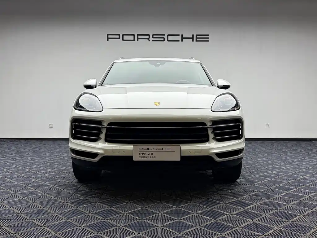 Porsche Cayenne — миниатюра 7