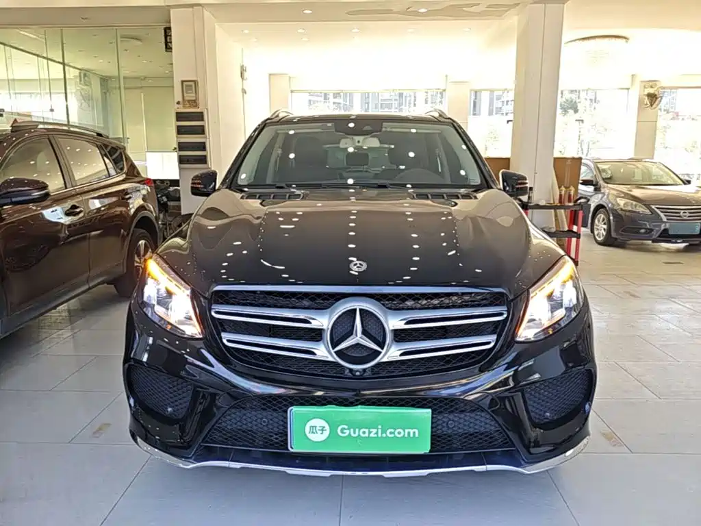 Mercedes-Benz GLE (Import) — миниатюра 3
