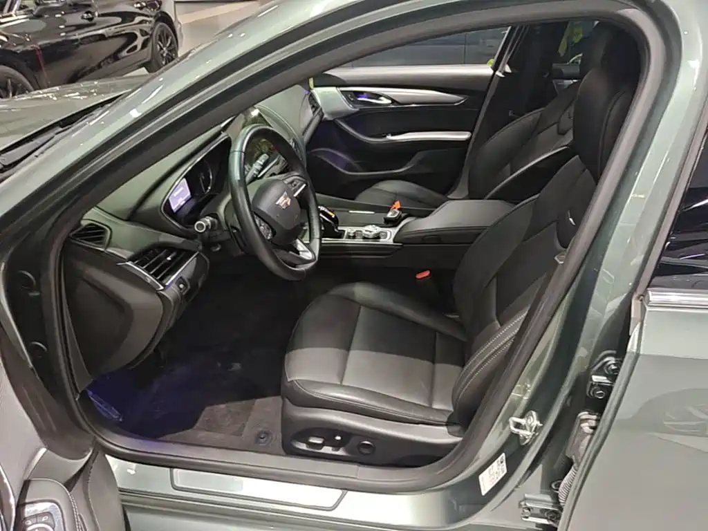 Cadillac CT5 — миниатюра 15